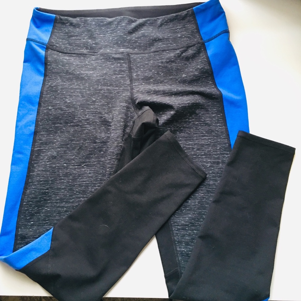 ⭐️ZELLA LEGGINGS⭐️